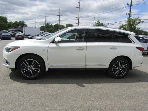 Majestic White 2019 INFINITI QX60 Luxe