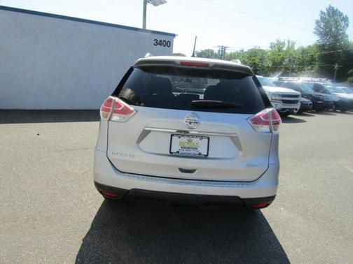 2016 Nissan Rogue SV