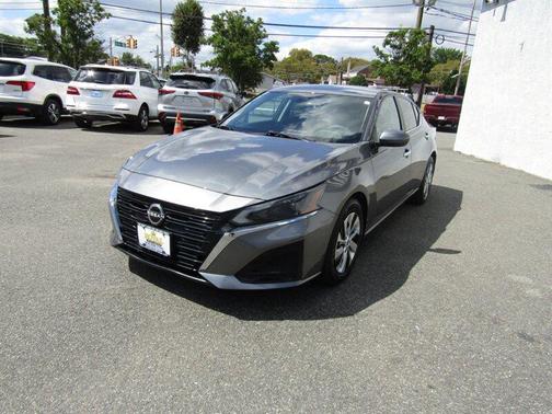 2023 Nissan Altima S FWD