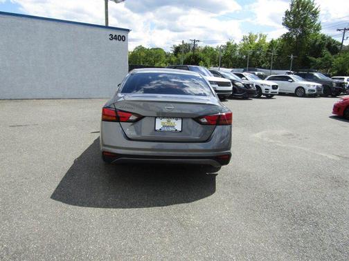 2023 Nissan Altima S FWD