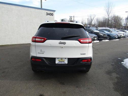 2017 Jeep Cherokee Latitude
