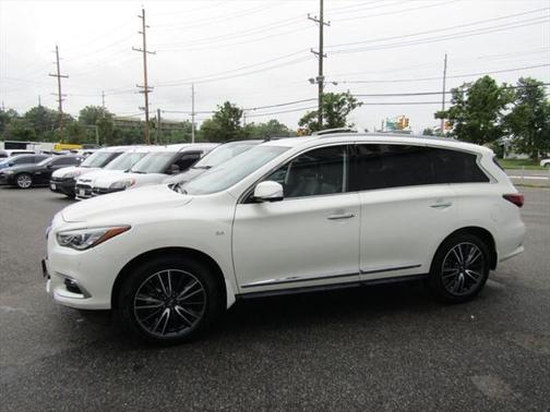 2016 INFINITI QX60 Base