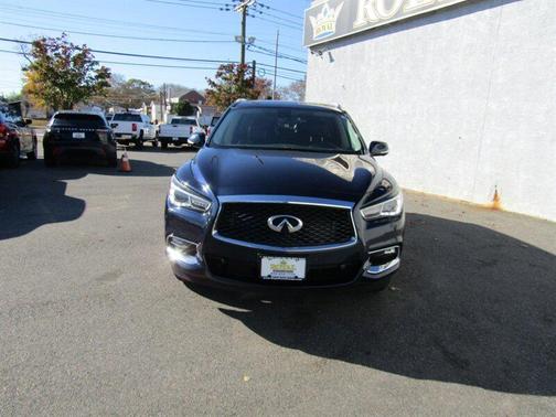 2017 INFINITI QX60 Base