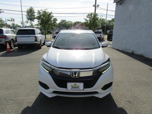 Platinum White Pearl 2019 Honda HR-V Touring