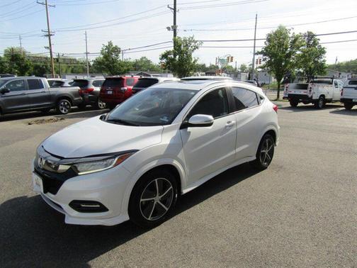 Platinum White Pearl 2019 Honda HR-V Touring