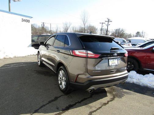 2019 Ford Edge Titanium
