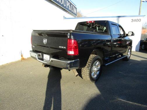 2018 RAM 2500 Tradesman Crew Cab 4x4 6'4' Box