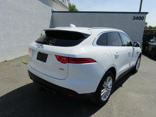 2018 Jaguar F-PACE 25t Prestige