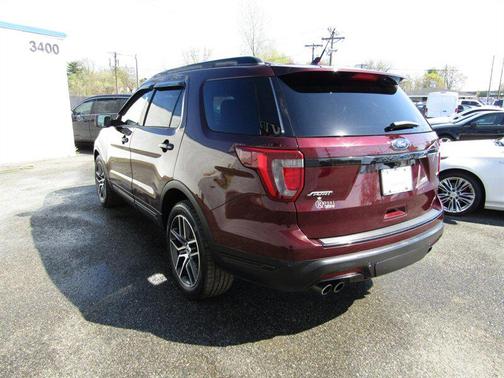 Red 2018 Ford Explorer Sport