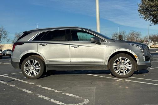 2025 Cadillac XT5 Premium Luxury
