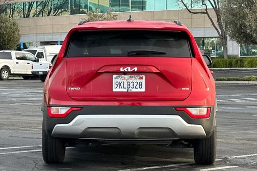 2024 Kia Niro LX