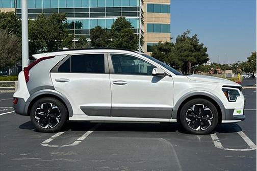2023 Kia Niro EV Wave