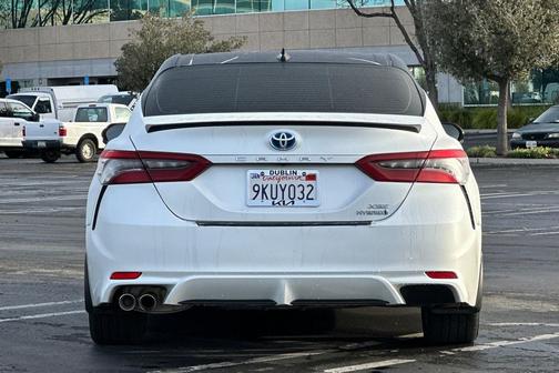 2024 Toyota Camry Hybrid SE