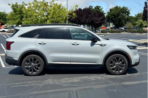 2023 Kia Sorento EX