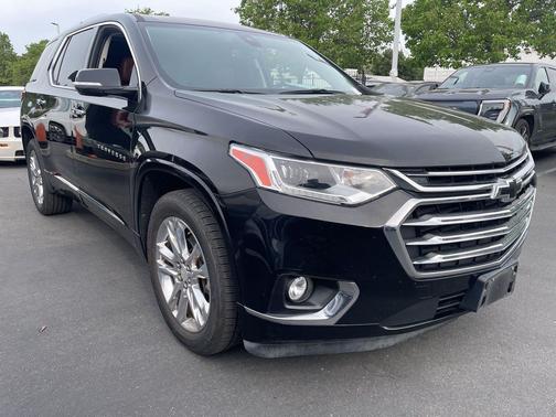 Mosaic Black Metallic 2018 Chevrolet Traverse High Country