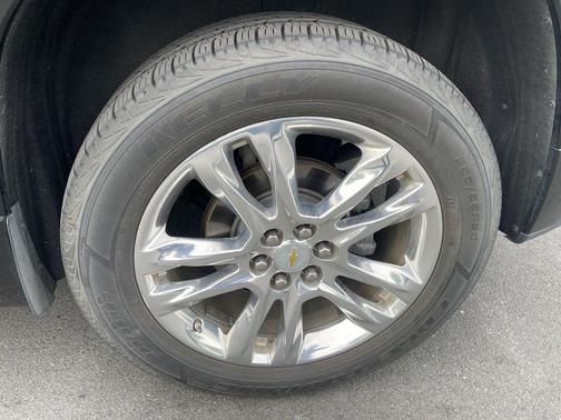 Mosaic Black Metallic 2018 Chevrolet Traverse High Country