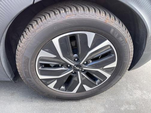 2024 Kia EV6 Light Long Range