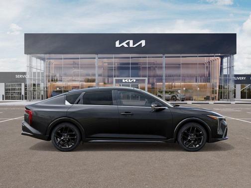 2025 Kia K4 GT-Line Turbo