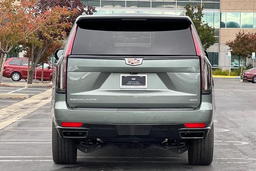 2023 Cadillac Escalade ESV Sport