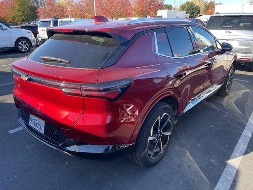 2025 Chevrolet Equinox EV LT