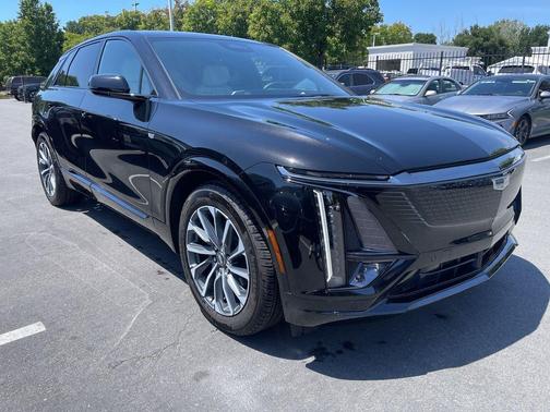 Stellar Black Metallic 2024 Cadillac LYRIQ Sport