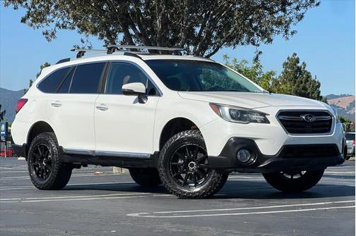 2018 Subaru Outback 3.6R Touring
