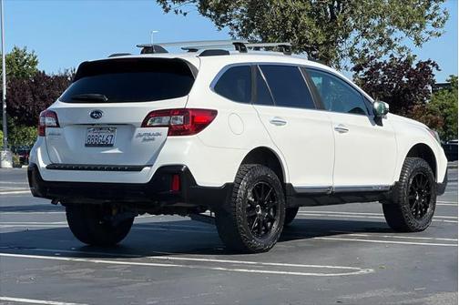 2018 Subaru Outback 3.6R Touring