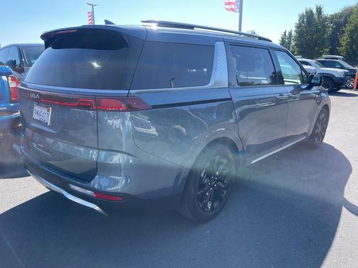 2024 Kia Carnival SX Prestige