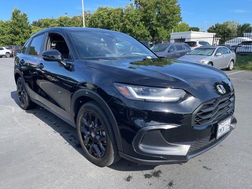Crystal Black Pearl 2024 Honda HR-V Sport