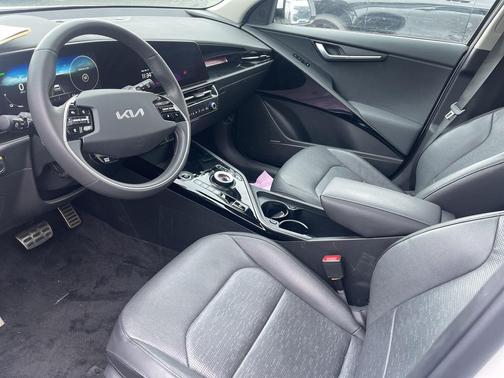2023 Kia Niro EV Wave