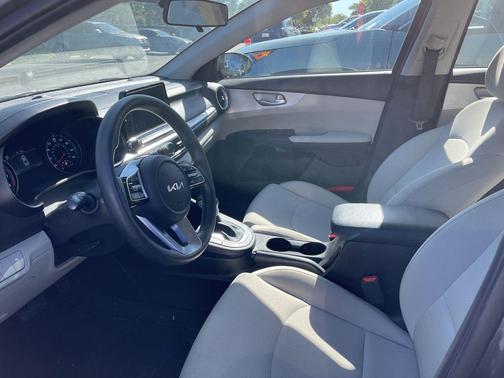 Gravity Gray 2023 Kia Forte LXS