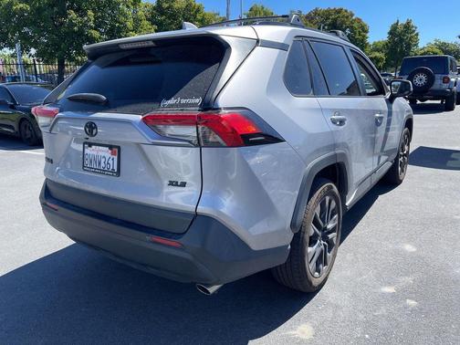 Silver Sky Metallic 2020 Toyota RAV4 XLE Premium