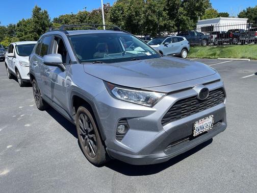 Silver Sky Metallic 2020 Toyota RAV4 XLE Premium