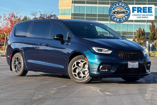 2023 Chrysler Pacifica Hybrid Limited