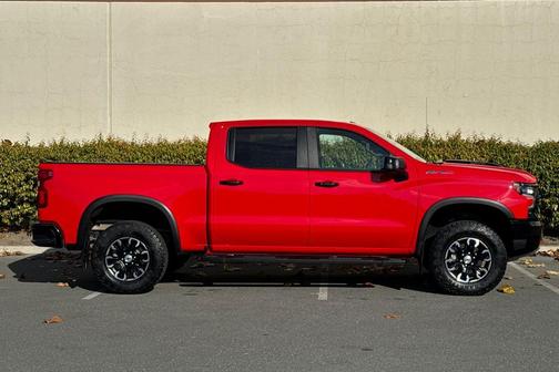 2024 Chevrolet Silverado 1500 ZR2