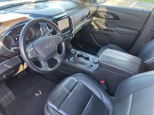 2022 Chevrolet Traverse RS