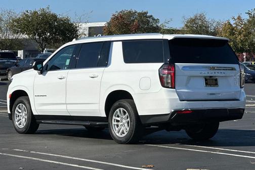 2021 Chevrolet Suburban LS