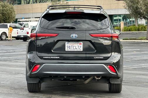 2022 Toyota Highlander Hybrid Limited