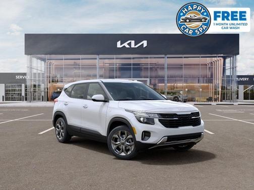 Snow White Pearl 2026 Kia Seltos LX