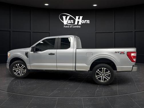 Iconic Silver Metallic 2022 Ford F-150 XL