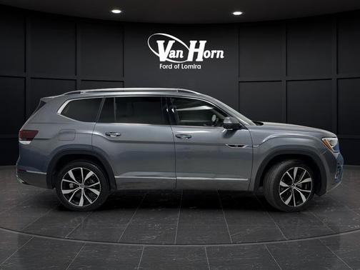 2024 Volkswagen Atlas 2.0T SEL Premium R-Line 4MOTION