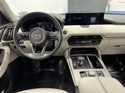 2024 Mazda CX-90 PHEV Premium Plus
