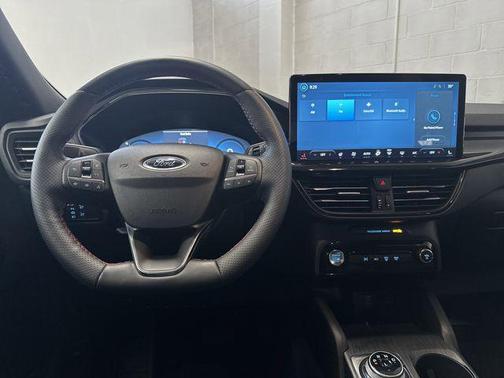 2025 Ford Escape ST-Line Elite