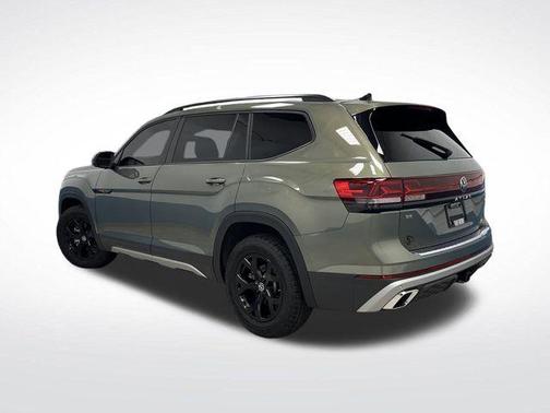 2024 Volkswagen Atlas 2.0T SE w/Technology 4MOTION