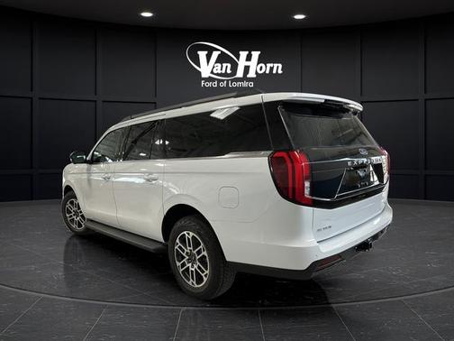 Oxford White 2026 Ford Expedition Max Active 4x4