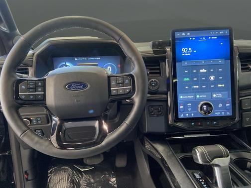 2025 Ford F-150 Lightning Platinum