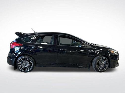 2017 Ford Focus RS Base