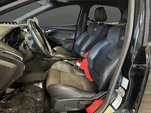 2017 Ford Focus RS Base