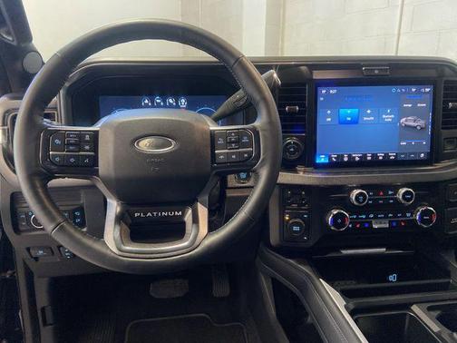 2025 Ford F-250 Platinum