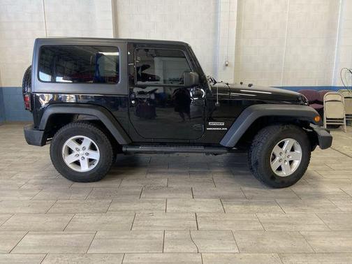 2017 Jeep Wrangler Sport